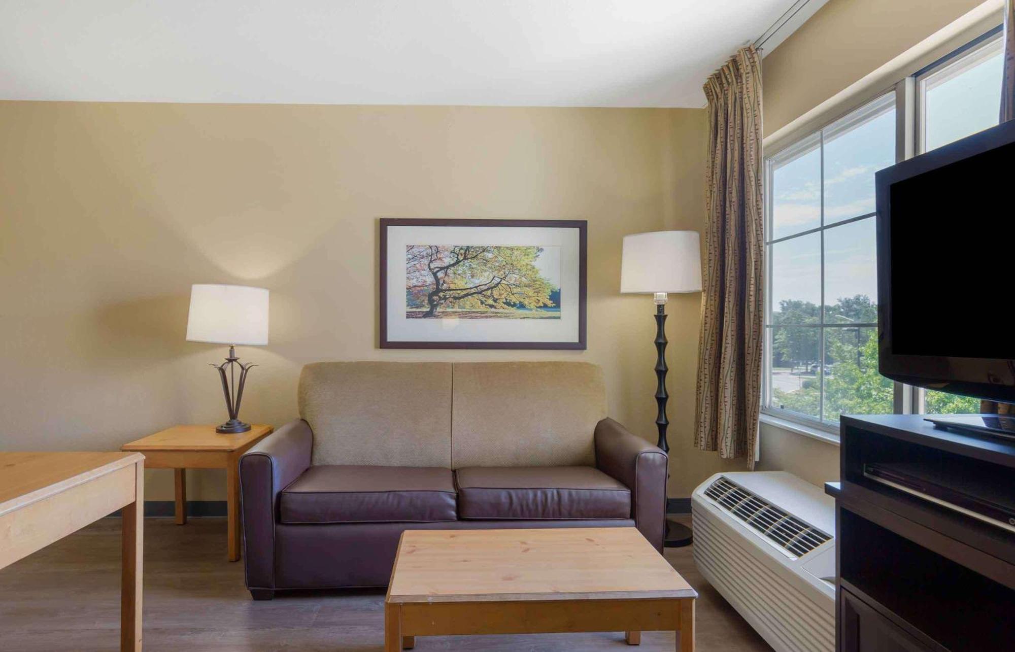 שנטילי Mainstay Suites Washington Dulles Airport מראה חיצוני תמונה